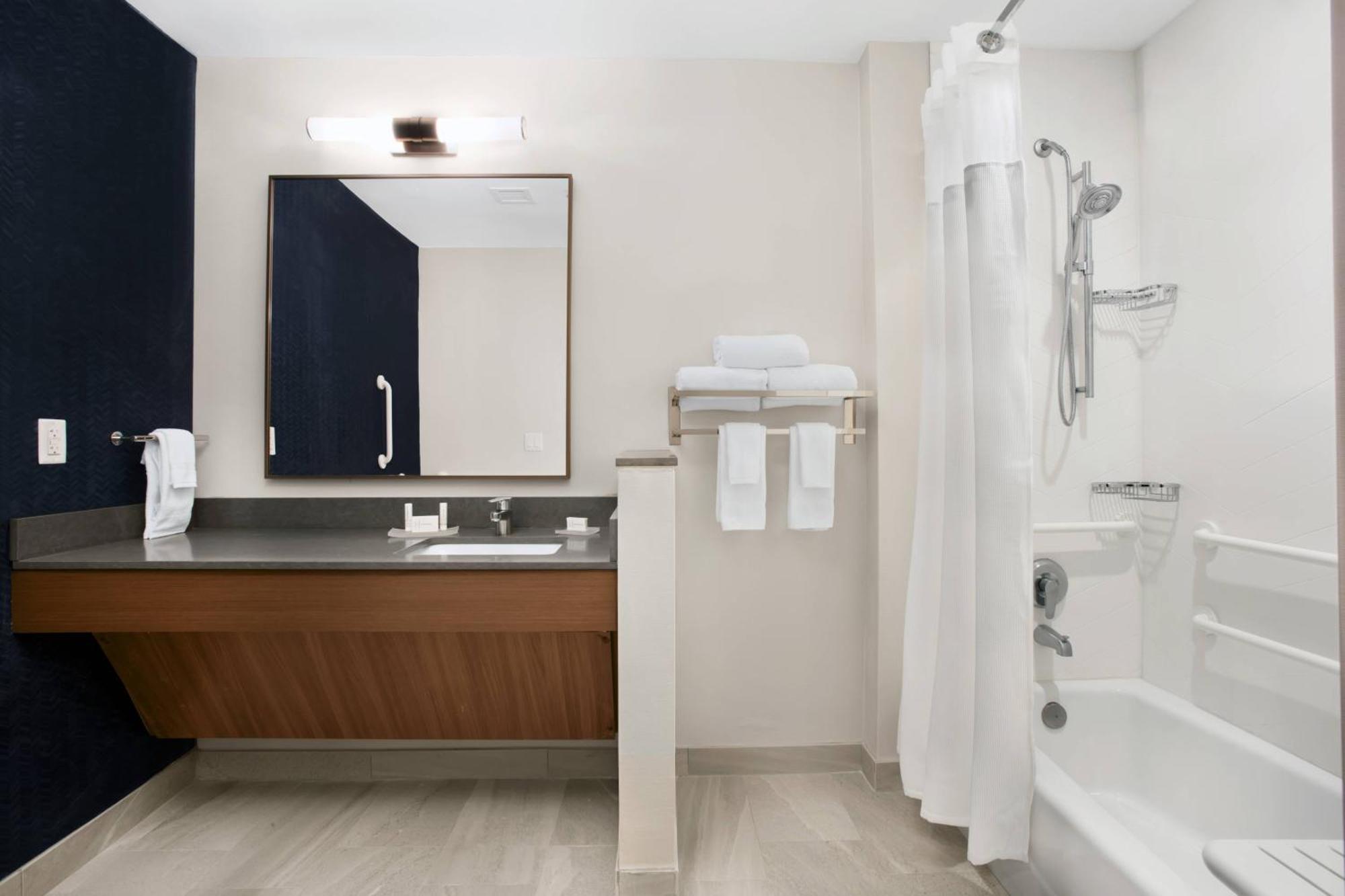 Fairfield Inn & Suites By Marriott Daytona Beach Speedway/Airport Екстер'єр фото