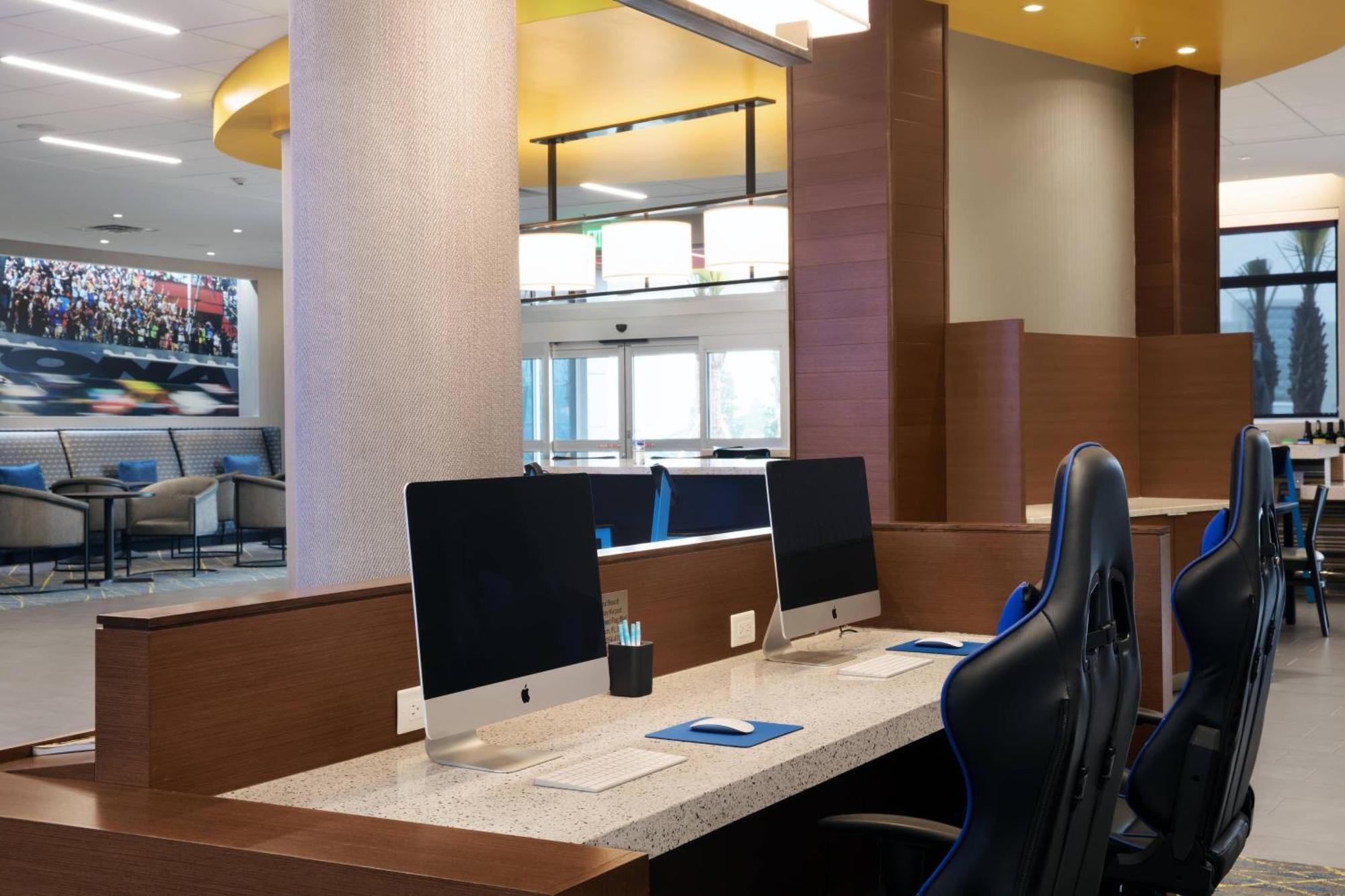 Fairfield Inn & Suites By Marriott Daytona Beach Speedway/Airport Екстер'єр фото